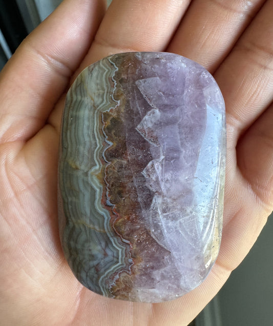 Amethyst Lace Agate Palmstone