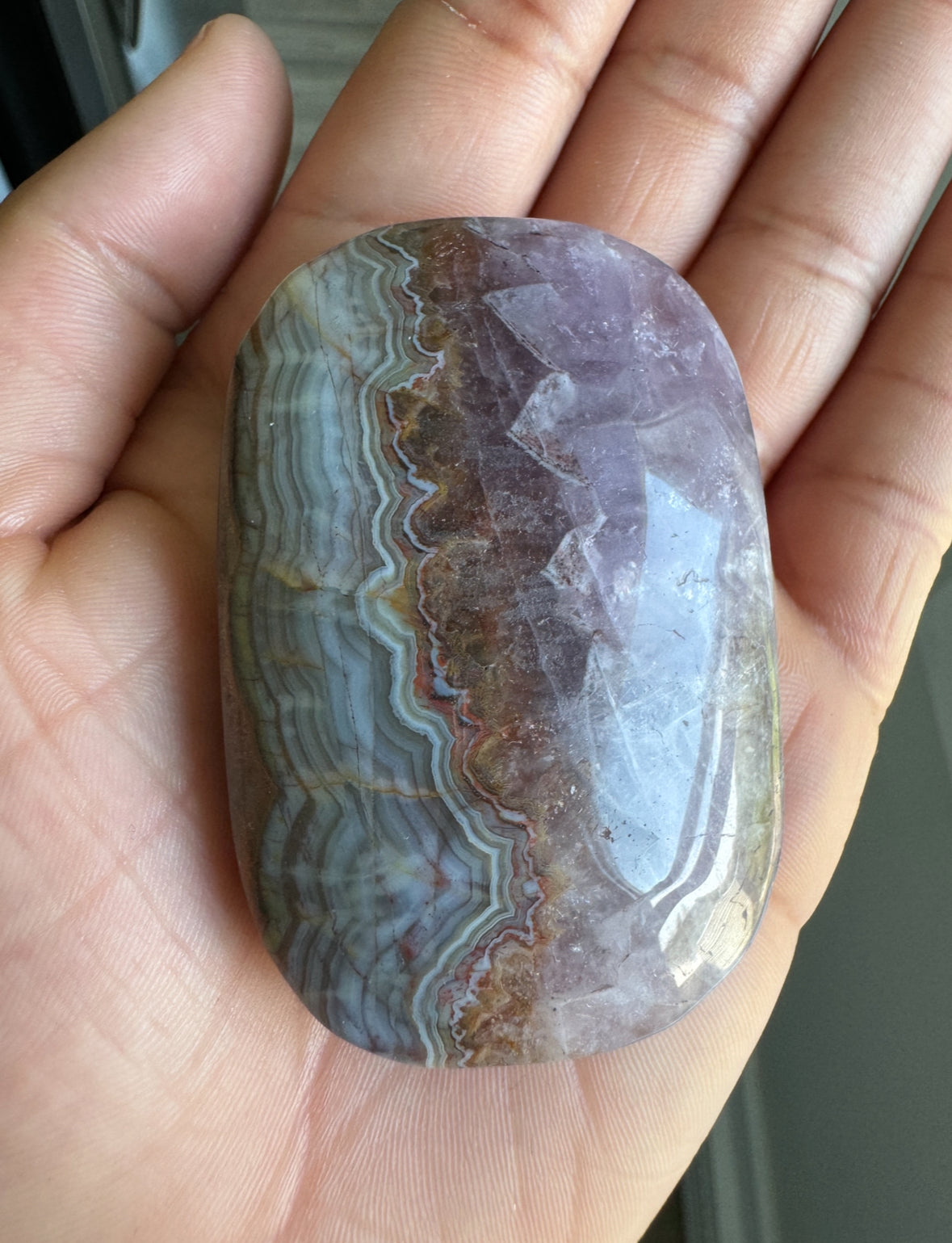 Amethyst Lace Agate Palmstone